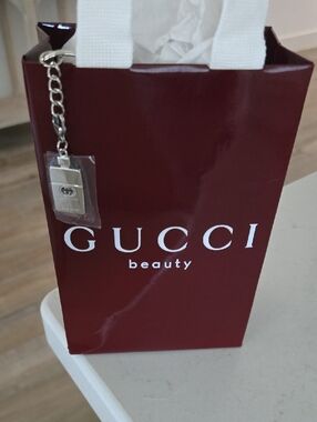 Brand New Gucci Silver Keychain GUCCI GUILTY & Gucci Beauty Giftbag